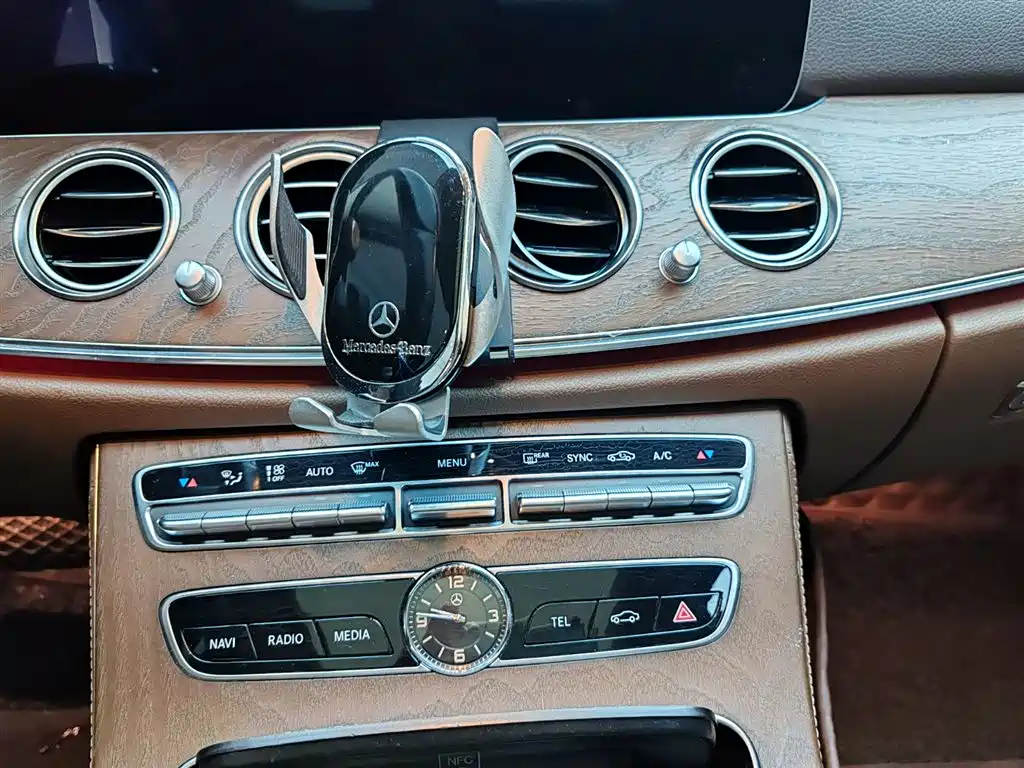 Mercedes-Benz E-Class E 2020 E 260 L