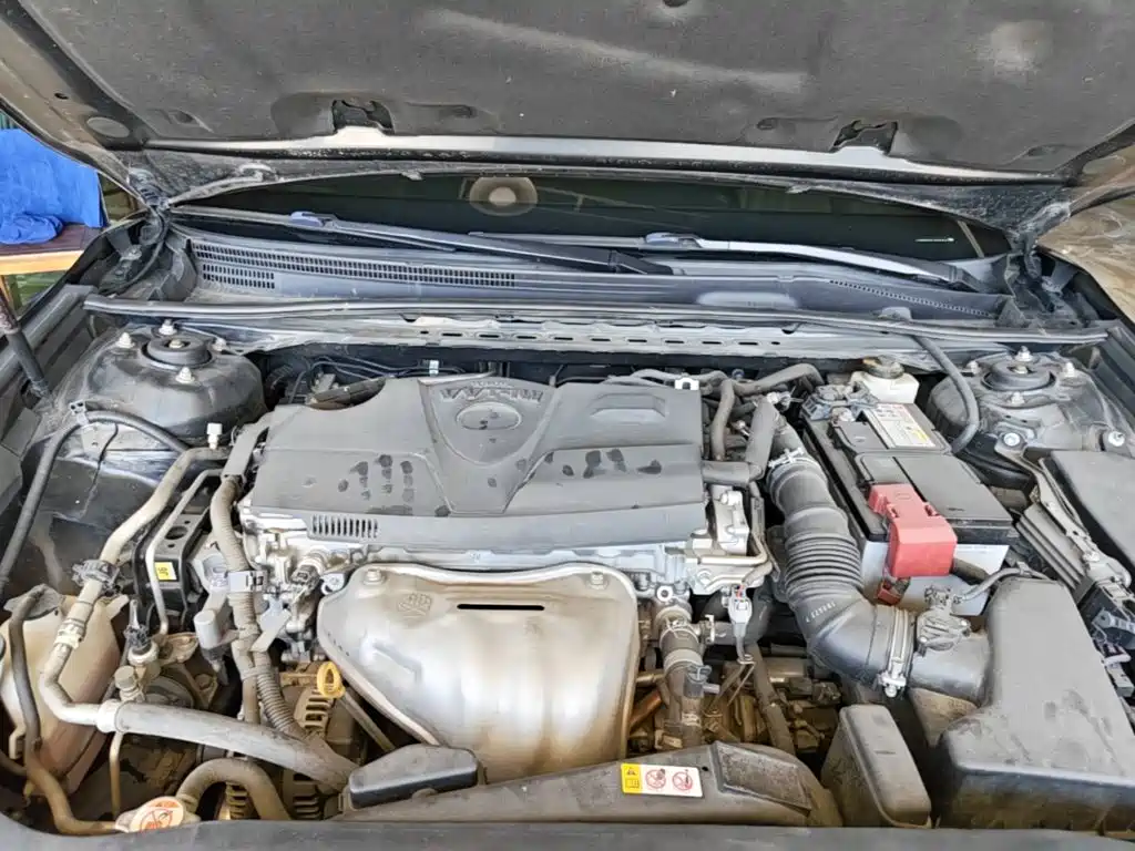 Toyota Camry — миниатюра 20