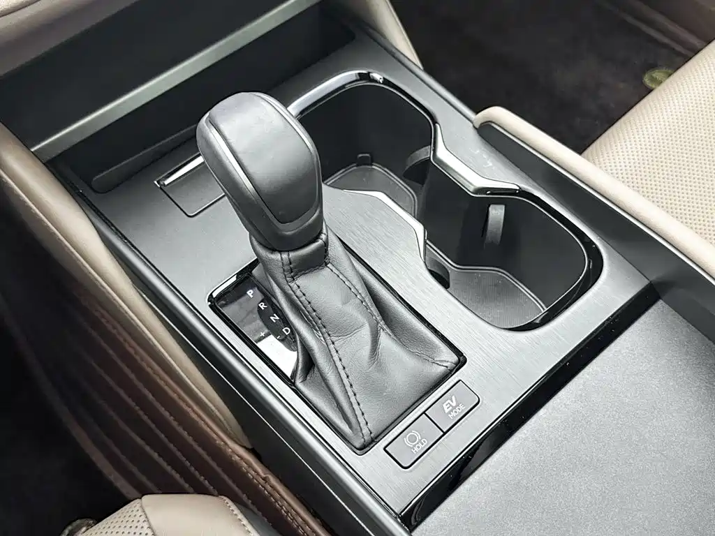 Lexus ES — миниатюра 19