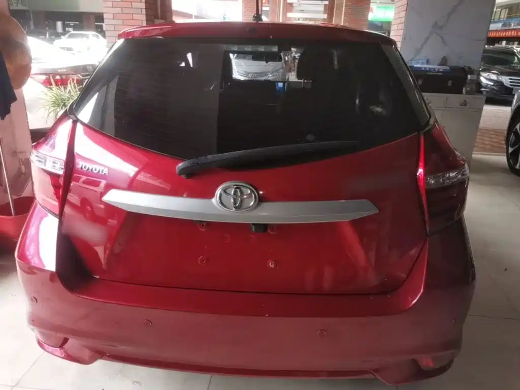 Toyota Vios FS — миниатюра 6