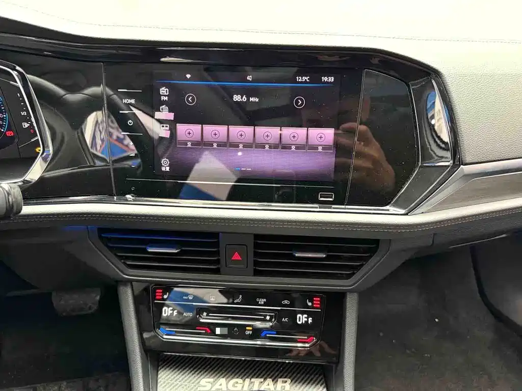 Volkswagen Sagitar — миниатюра 10