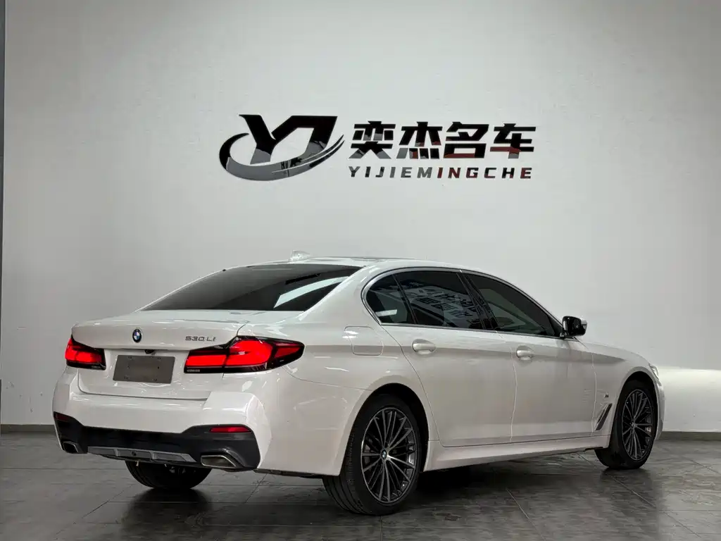 BMW 5 Series 5 2022 530Li Lead M Sport