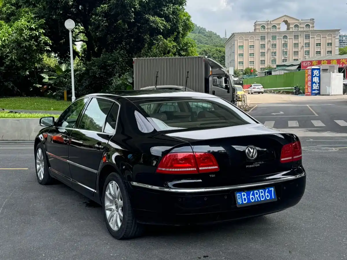 Volkswagen Phaeton