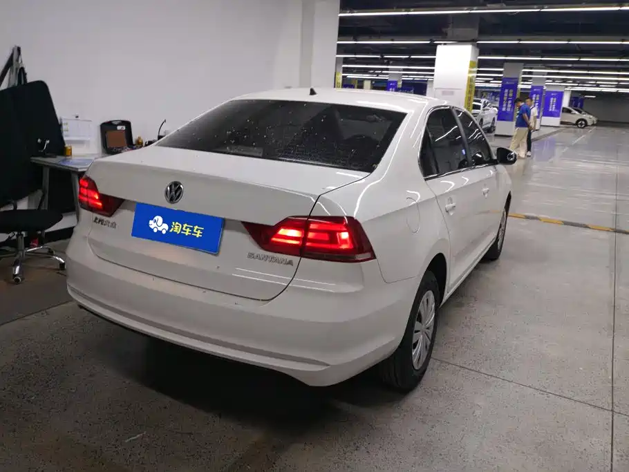 Volkswagen Santana — миниатюра 3