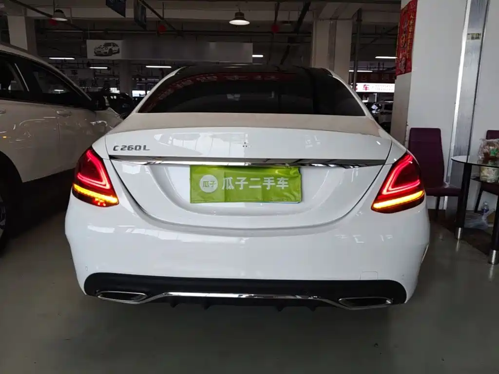 Mercedes-Benz C-Class — миниатюра 6