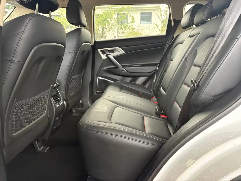 Geely Boyue — миниатюра 6