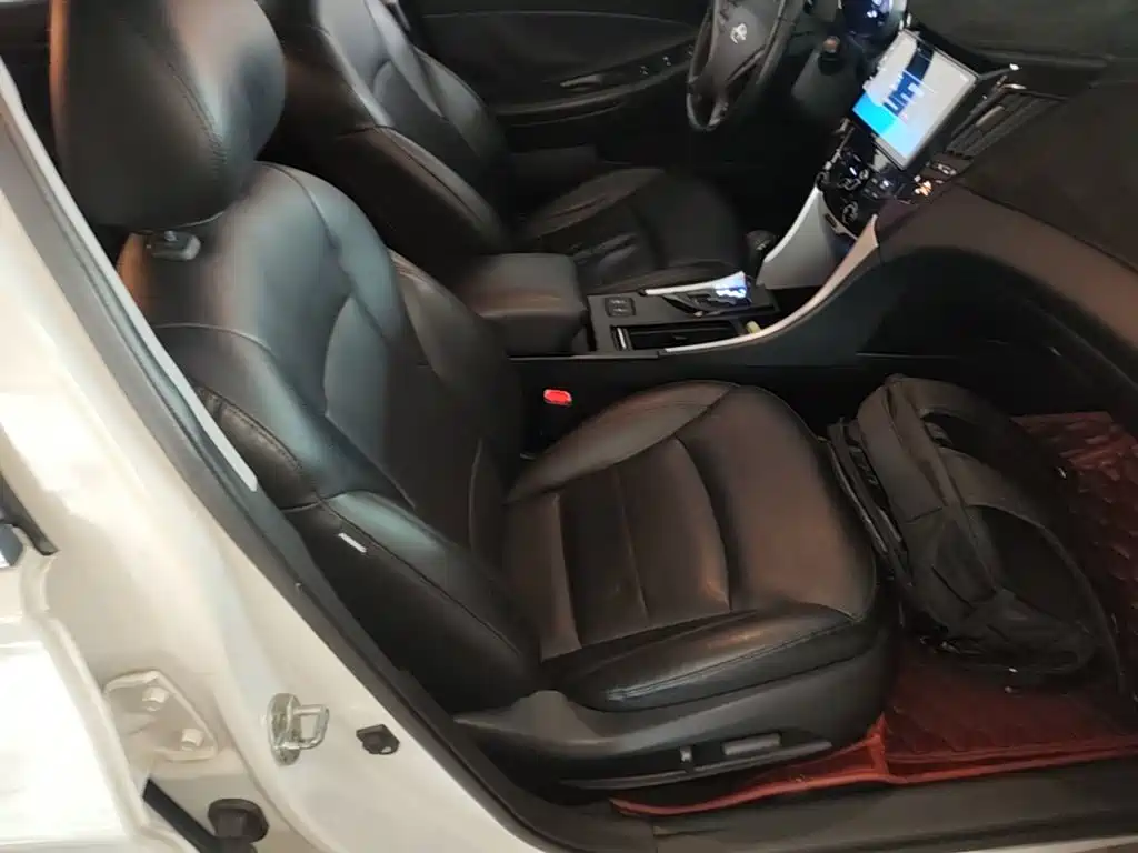 Hyundai Sonata — миниатюра 25