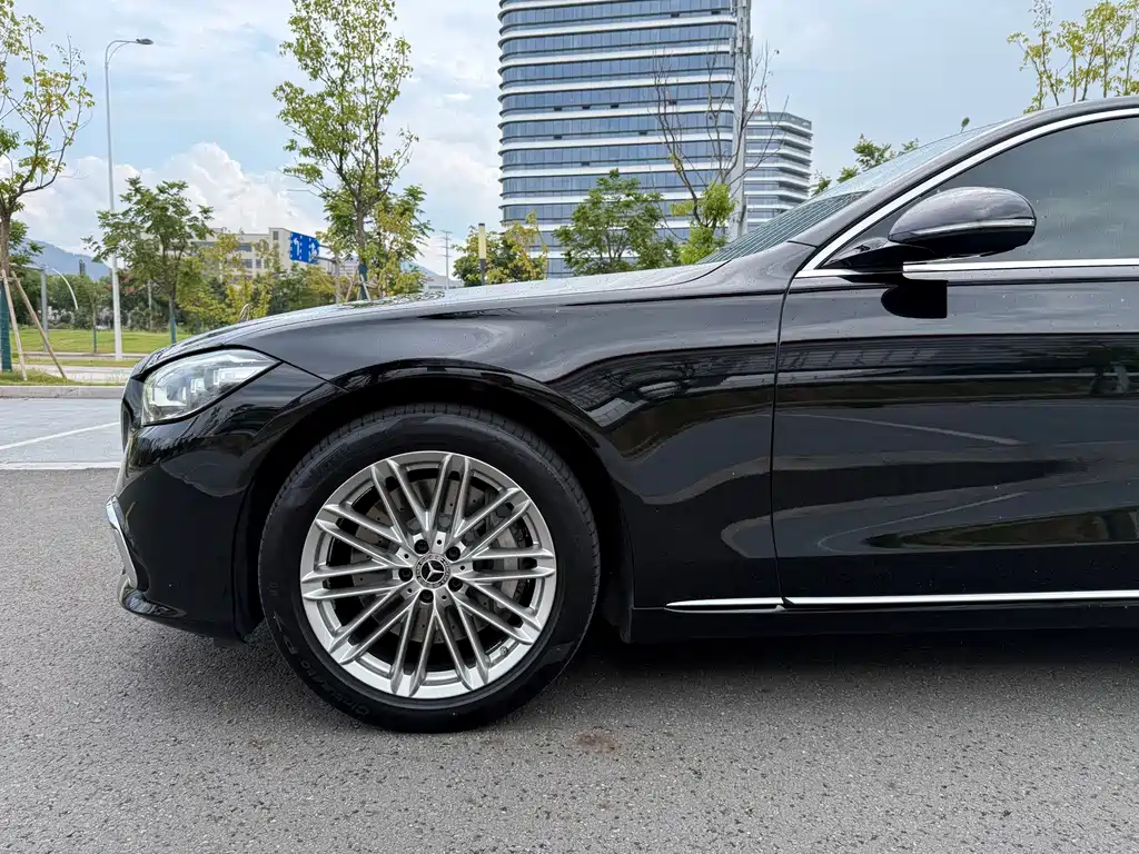 Mercedes-Benz S-Class — миниатюра 4