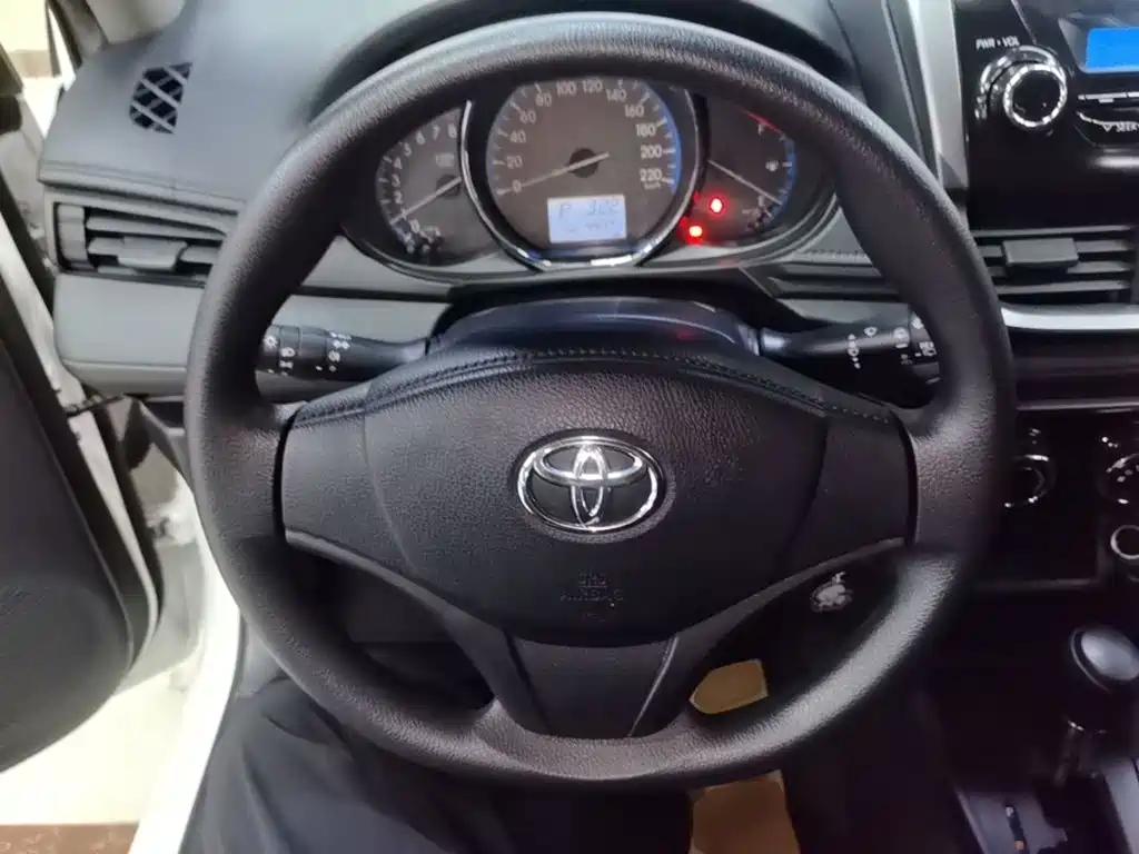 Toyota Vios FS — миниатюра 11