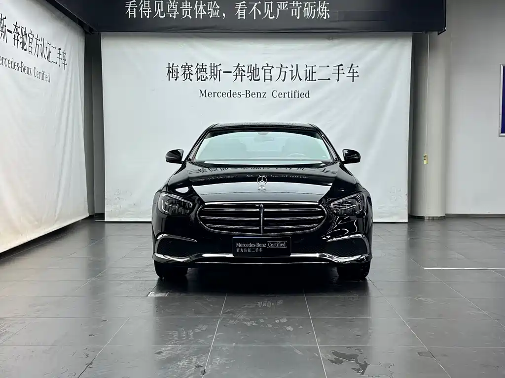 Mercedes-Benz E-Class — миниатюра 2