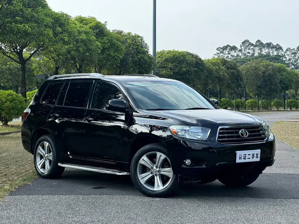 Toyota Highlander — миниатюра 3