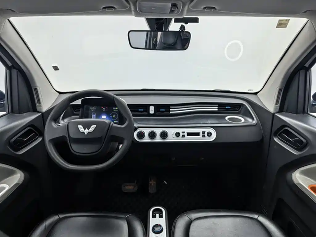 Wuling MINIEV — миниатюра 3