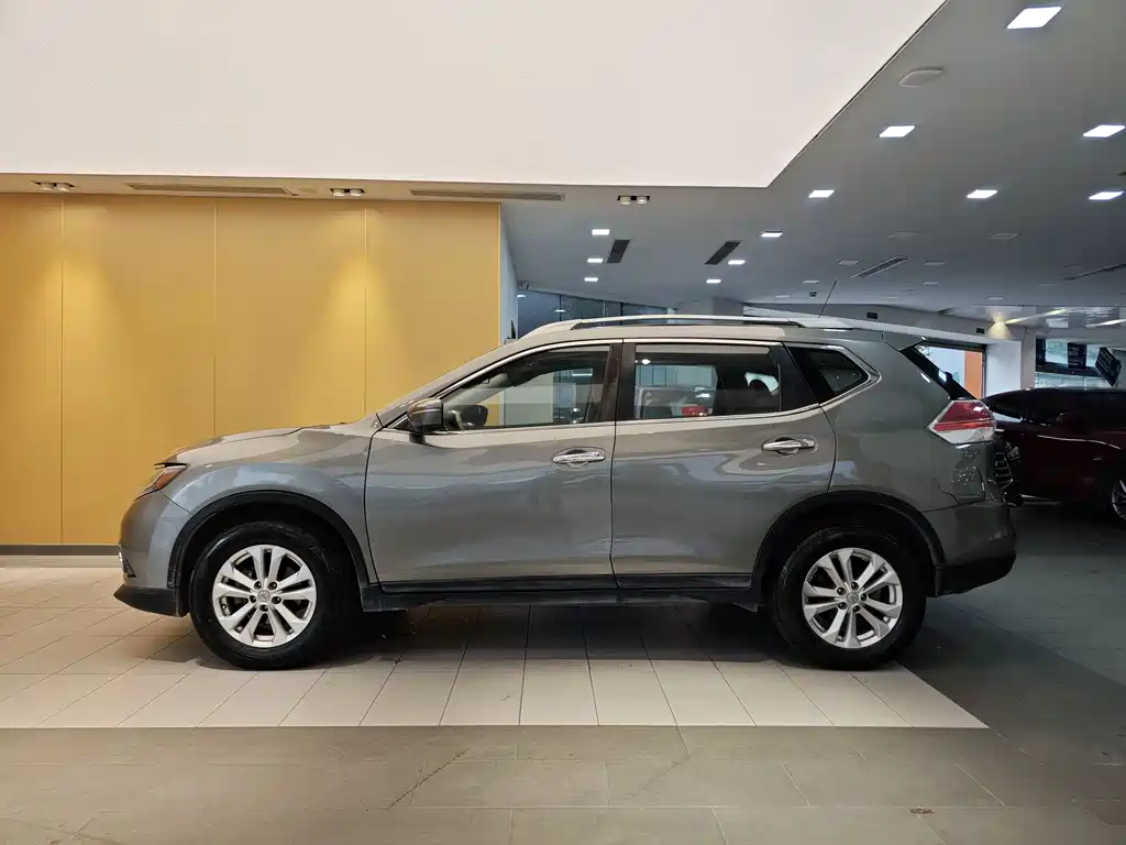 Nissan X-Trail 2014 2.5L CVT Premium 4WD