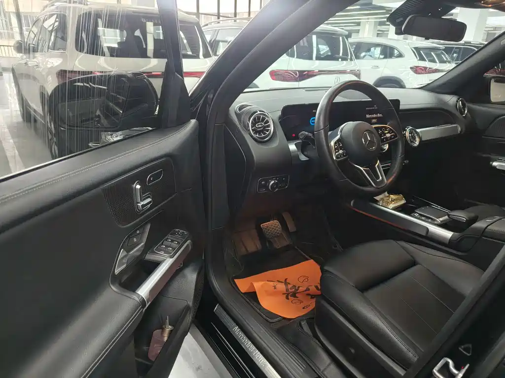 Mercedes-Benz EQB — миниатюра 4
