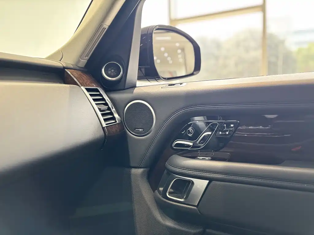Land Rover Range Rover 2021 3.0 L6