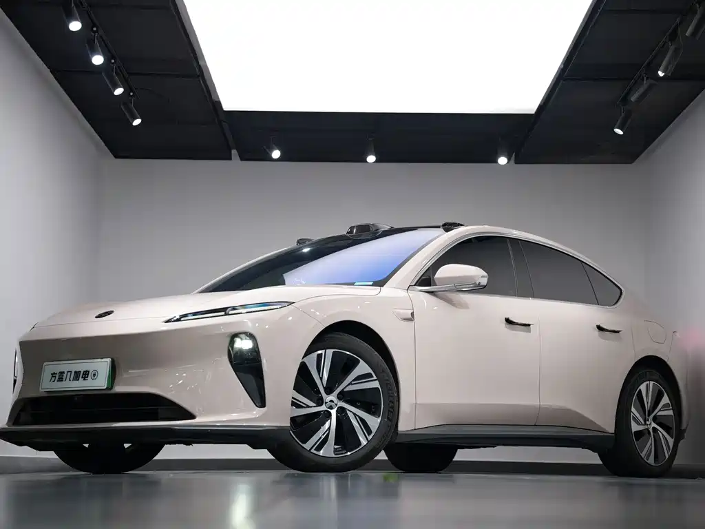 NIO ET5 — миниатюра 3