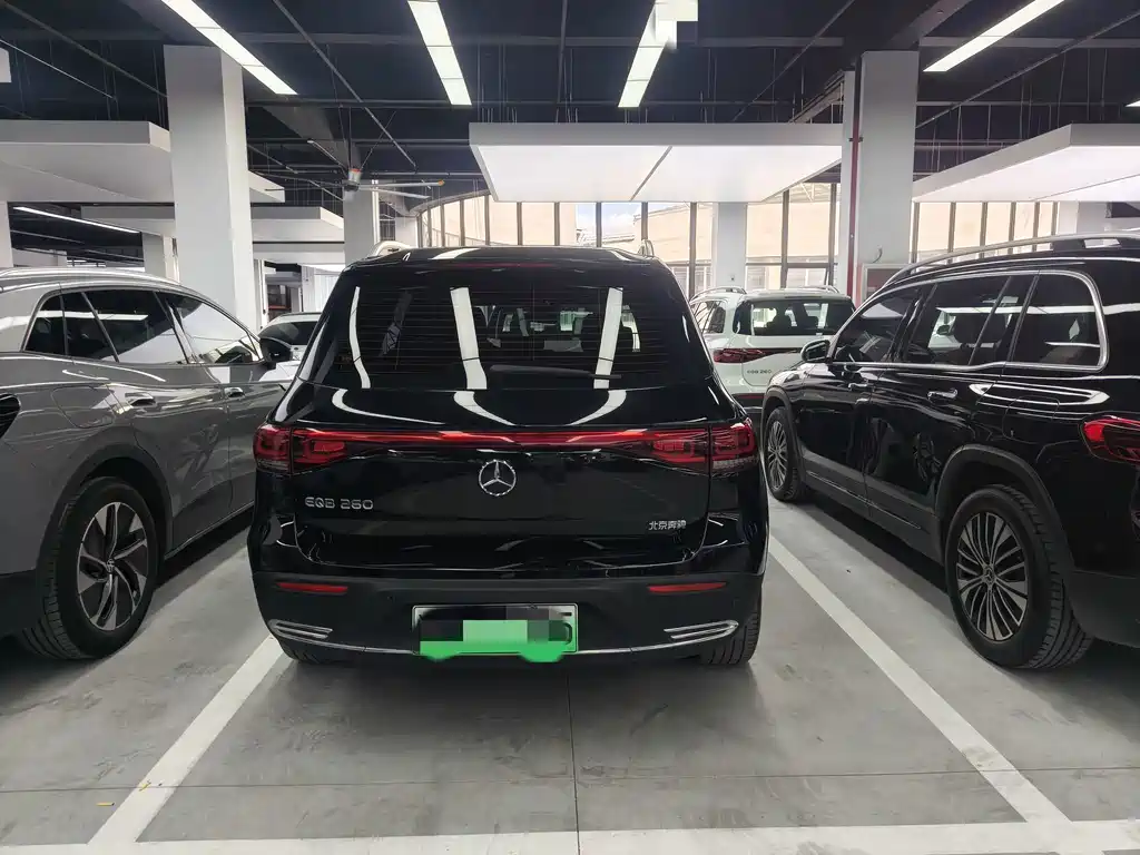 Mercedes-Benz EQB — миниатюра 14