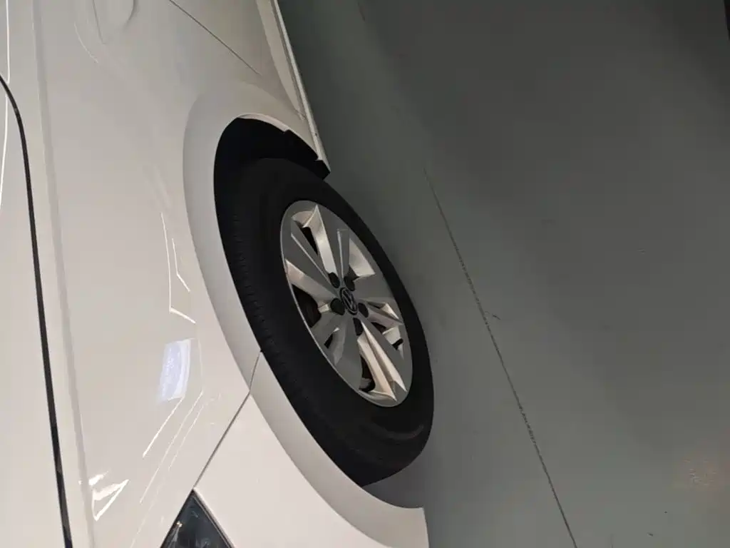 Volkswagen Polo — миниатюра 23