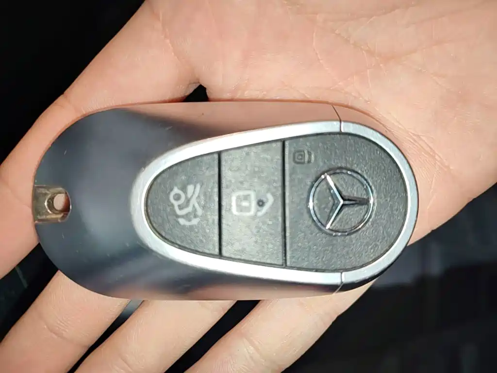 Mercedes-Benz C-Class — миниатюра 9