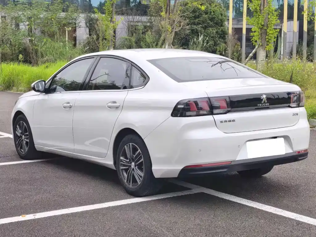 Peugeot 308 — миниатюра 4