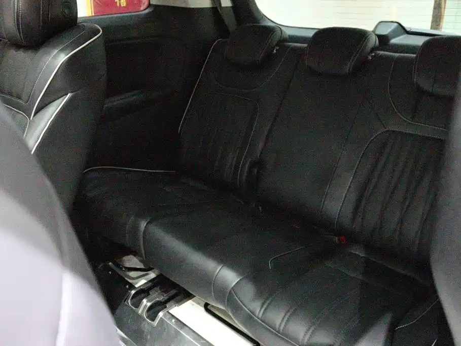 Roewe iMAX8 — миниатюра 24