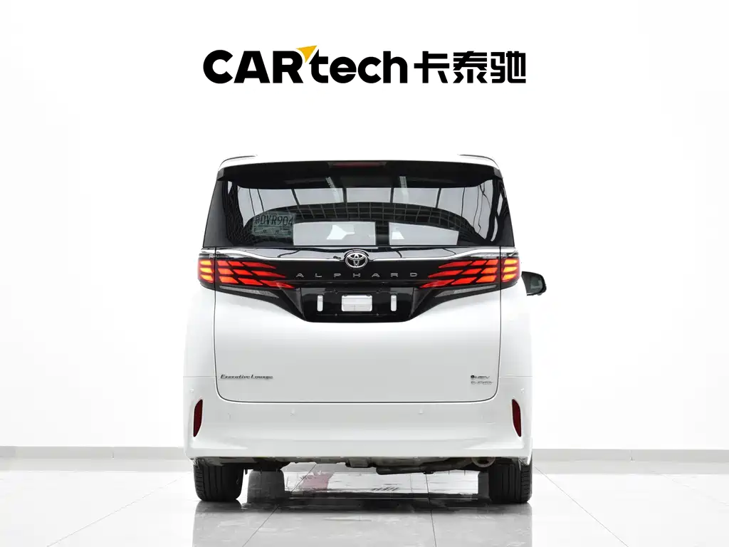 Toyota Alphard — миниатюра 31