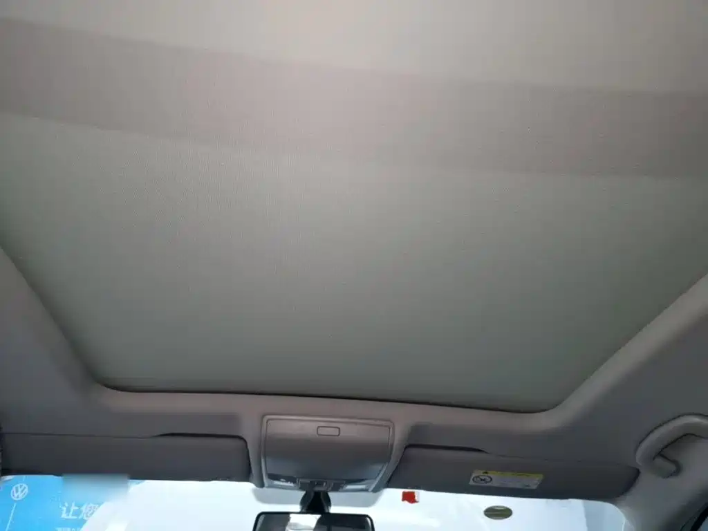 Volkswagen Tiguan L — миниатюра 18