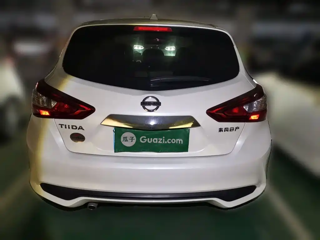 Nissan Tiida — миниатюра 5