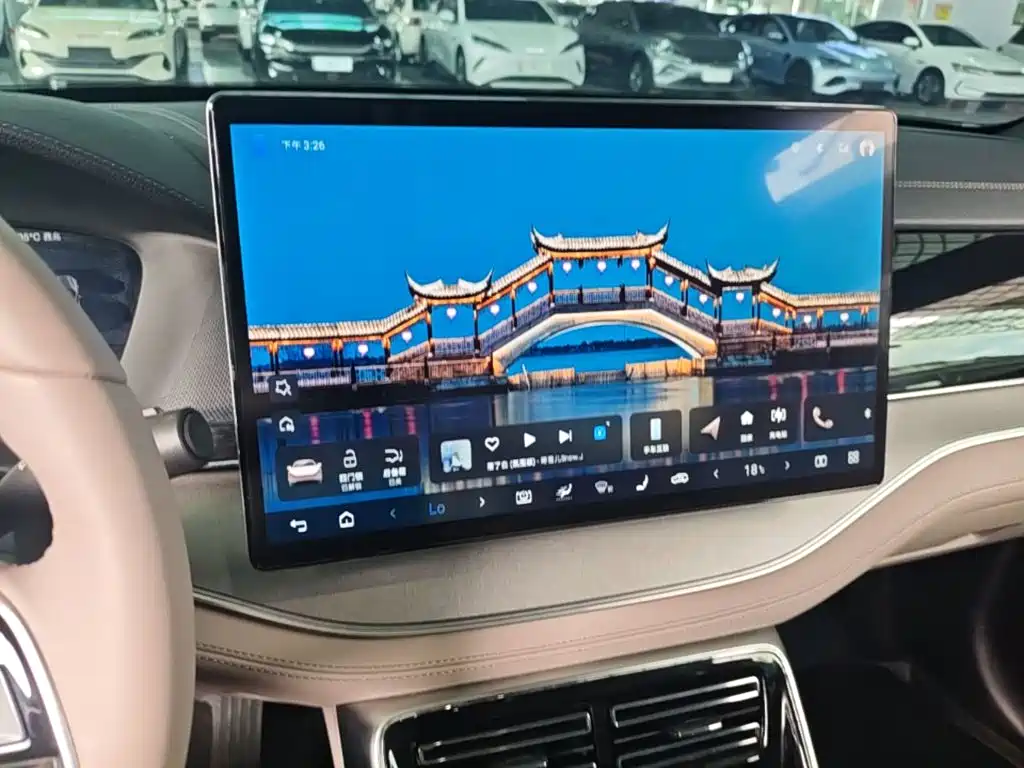 BYD Tang New Energy — миниатюра 13