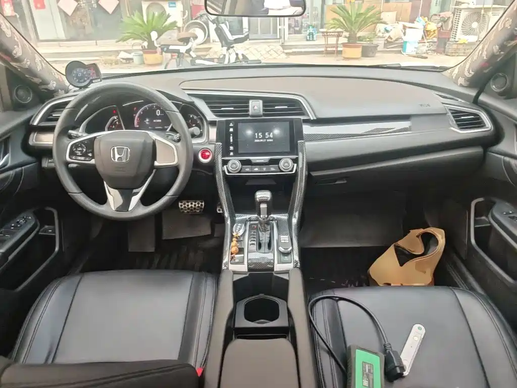 Honda Civic — миниатюра 10