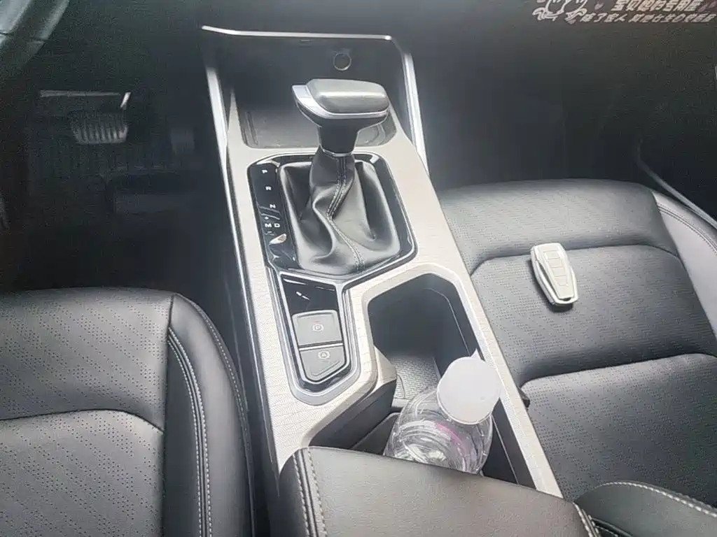 Geely Emgrand — миниатюра 14