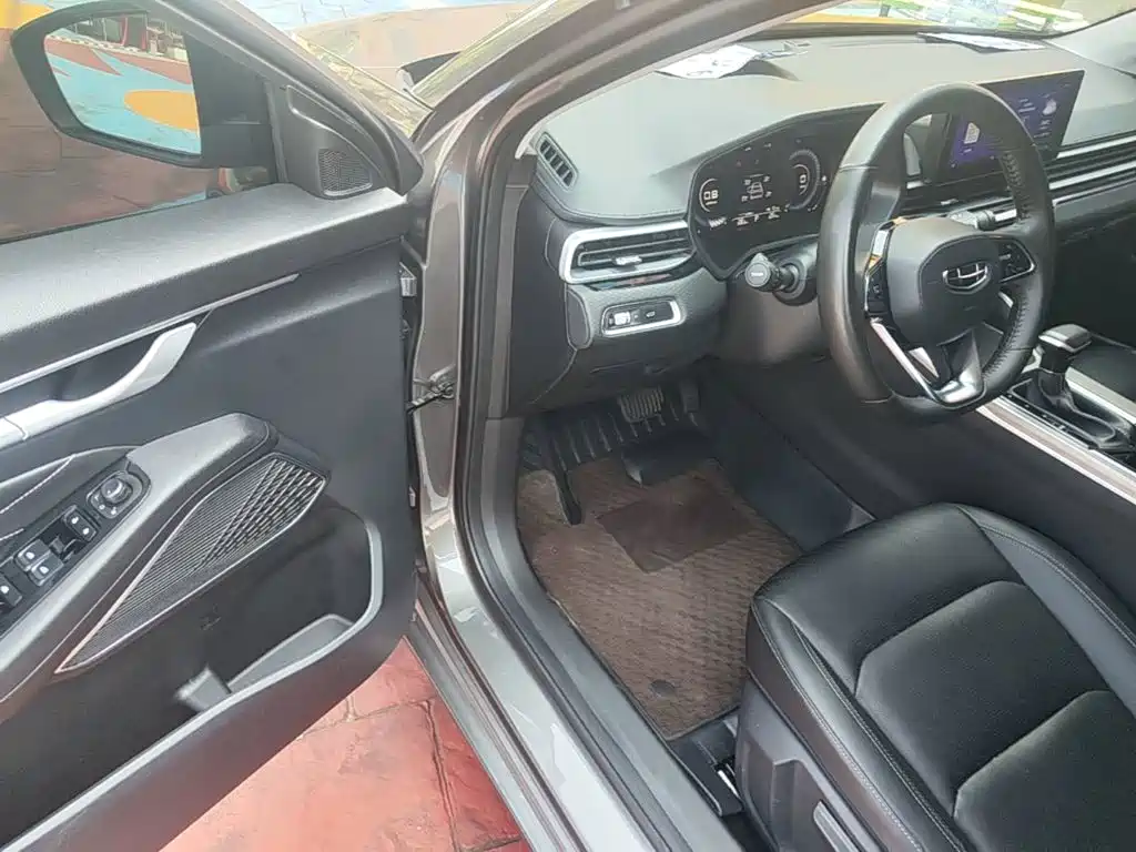 Geely Emgrand — миниатюра 16