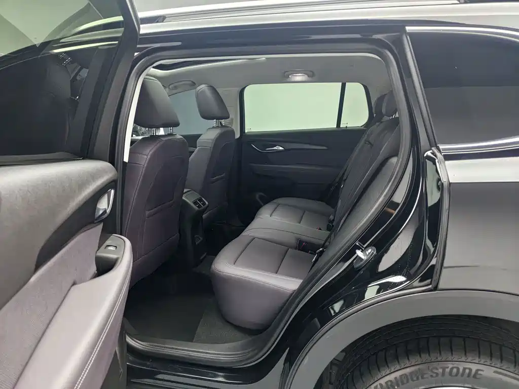 Buick Envision Plus — миниатюра 13