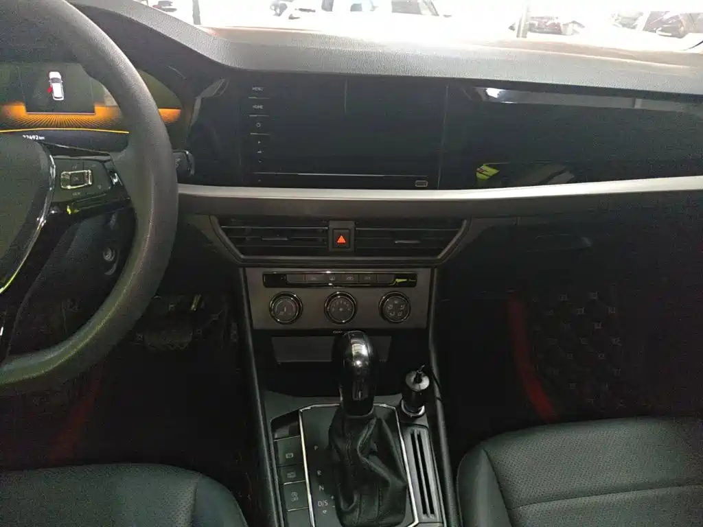 Volkswagen Lavida — миниатюра 13