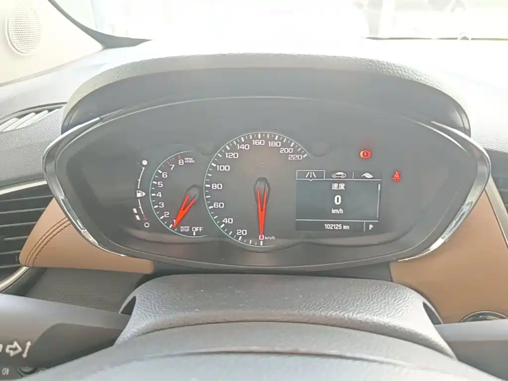 Chevrolet Trax — миниатюра 12