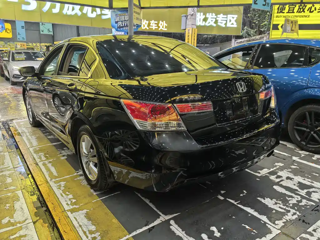 Honda Accord — миниатюра 4