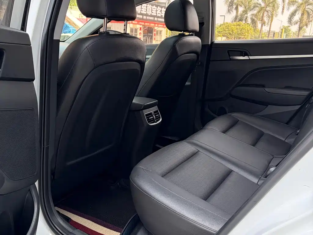 Hyundai Elantra 2020 1.5L CVT Elite