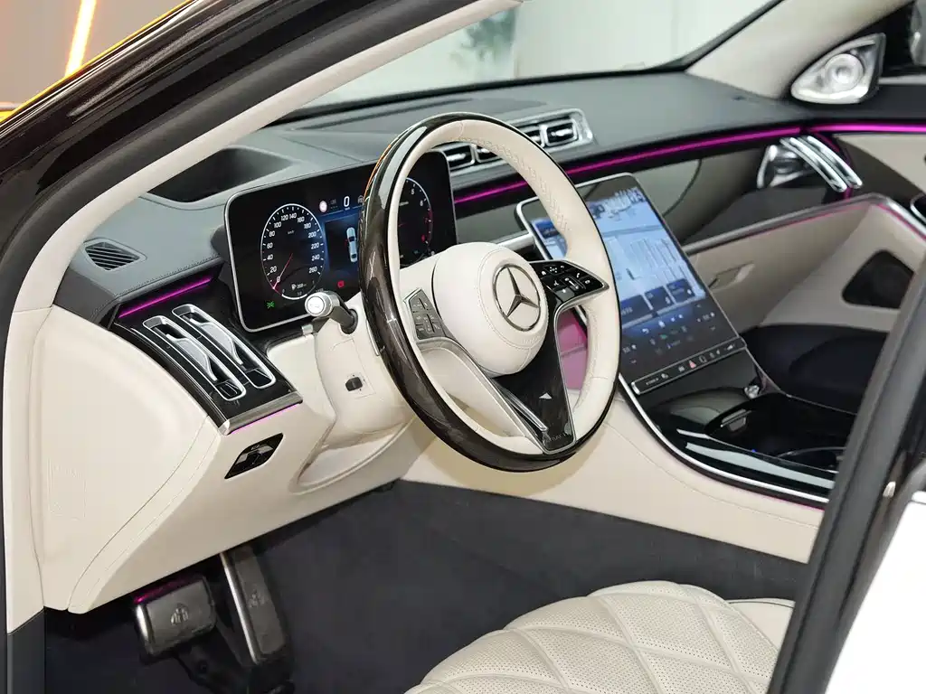 Mercedes-Benz S-Class — миниатюра 7