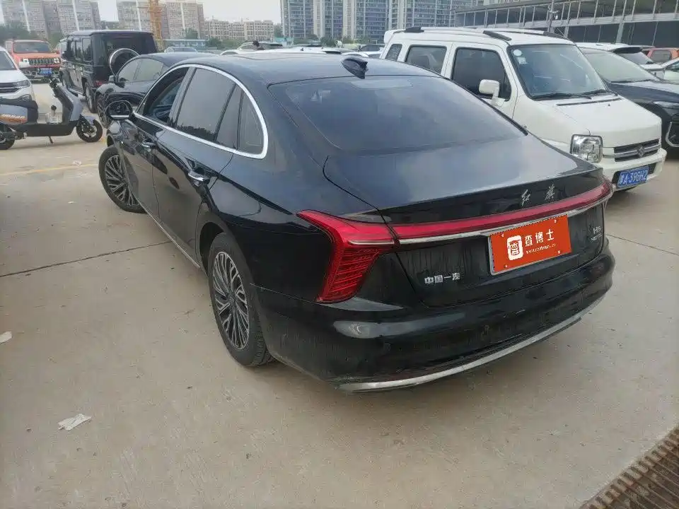 Hongqi Hongqi H5 — миниатюра 9