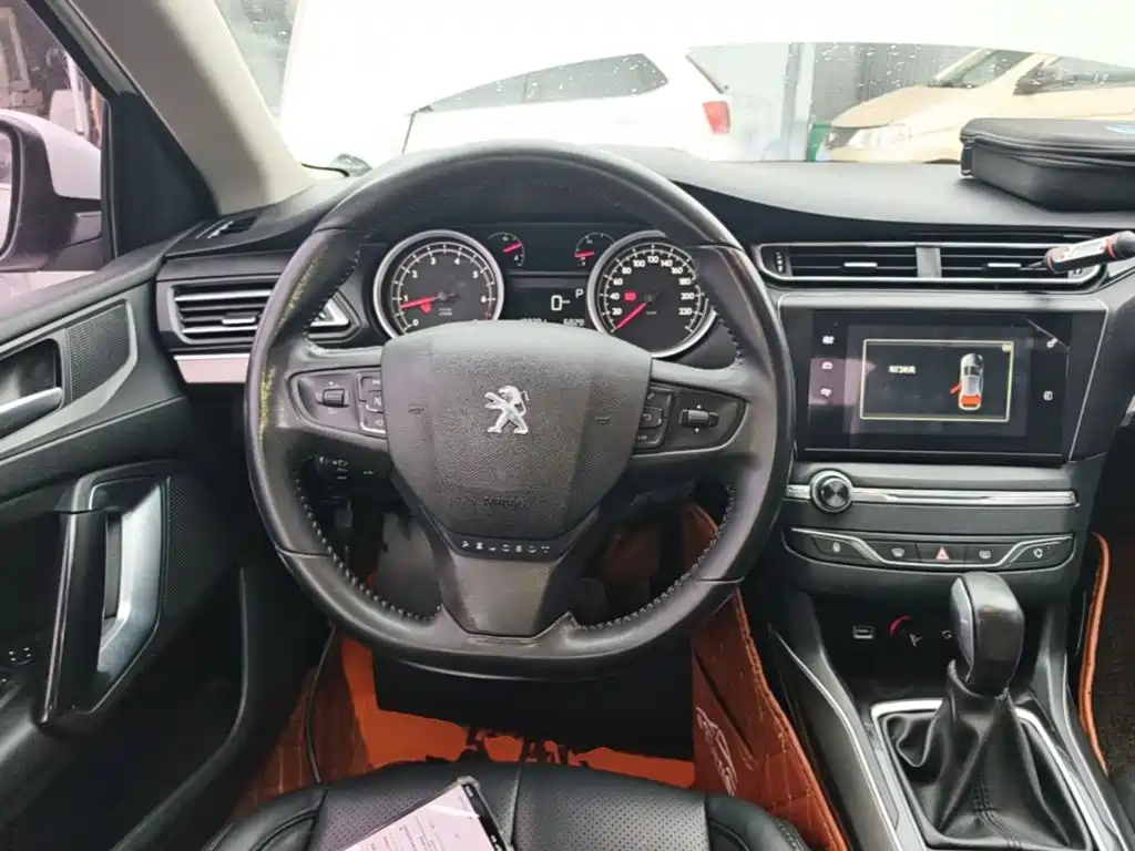 Peugeot 408 — миниатюра 11