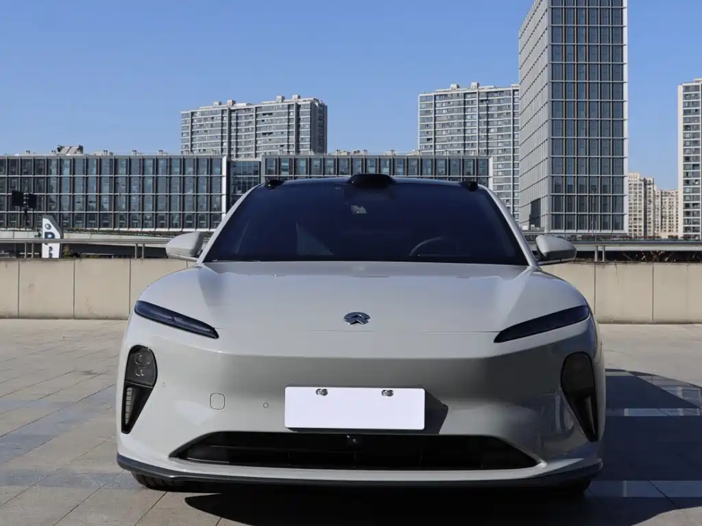 NIO ET5T