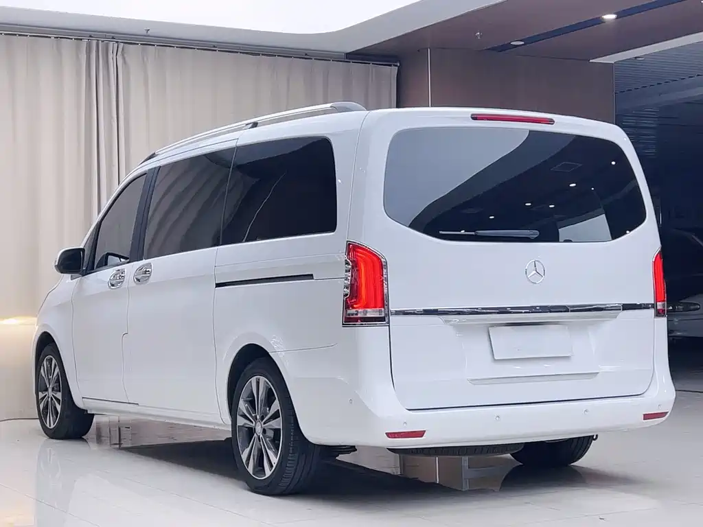 Mercedes-Benz V-Class — миниатюра 19