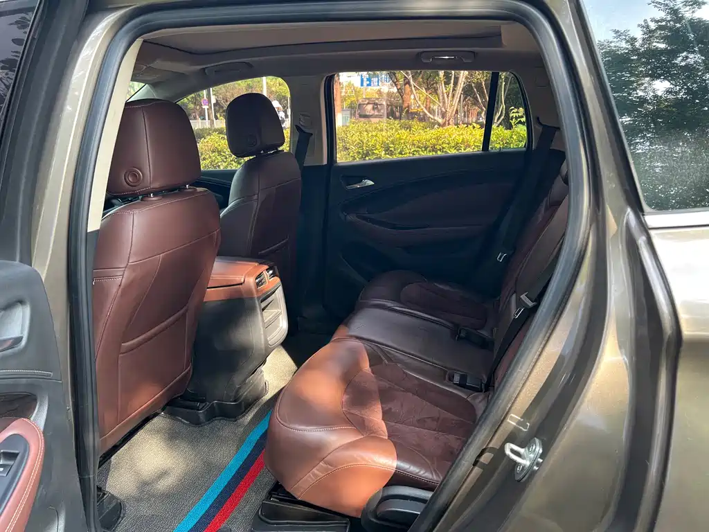 Buick Envision Plus — миниатюра 14