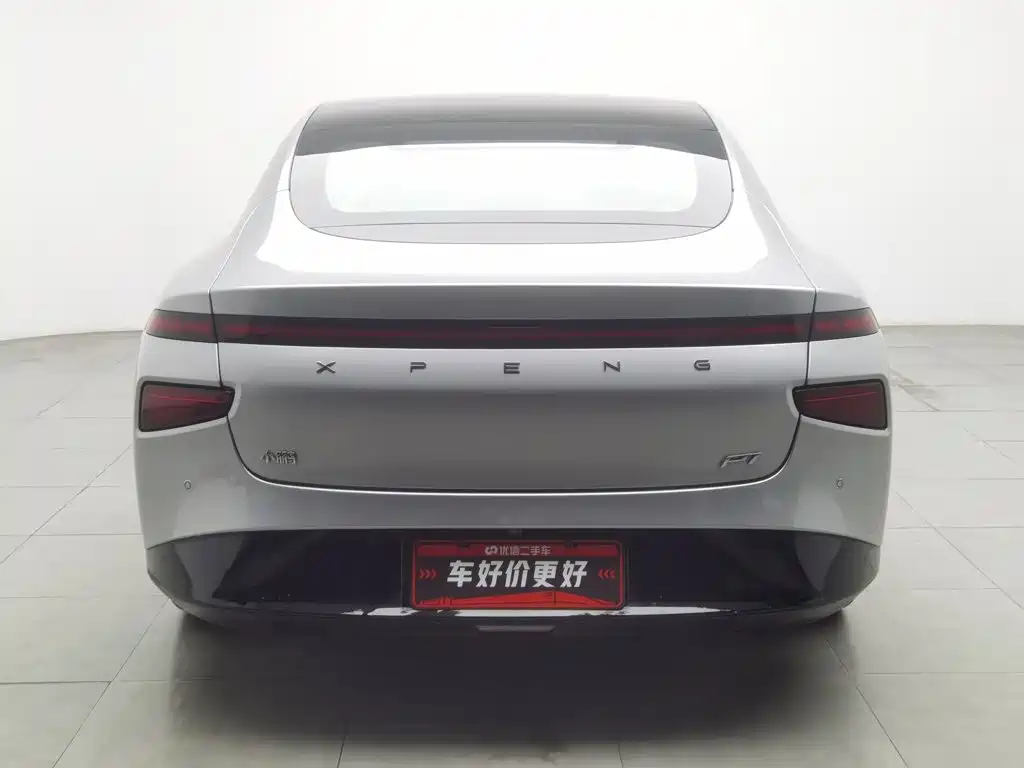 XPeng P7 — миниатюра 4