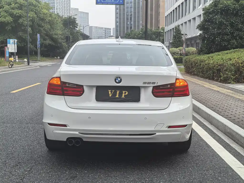 BMW 3 Series (Import) — миниатюра 4
