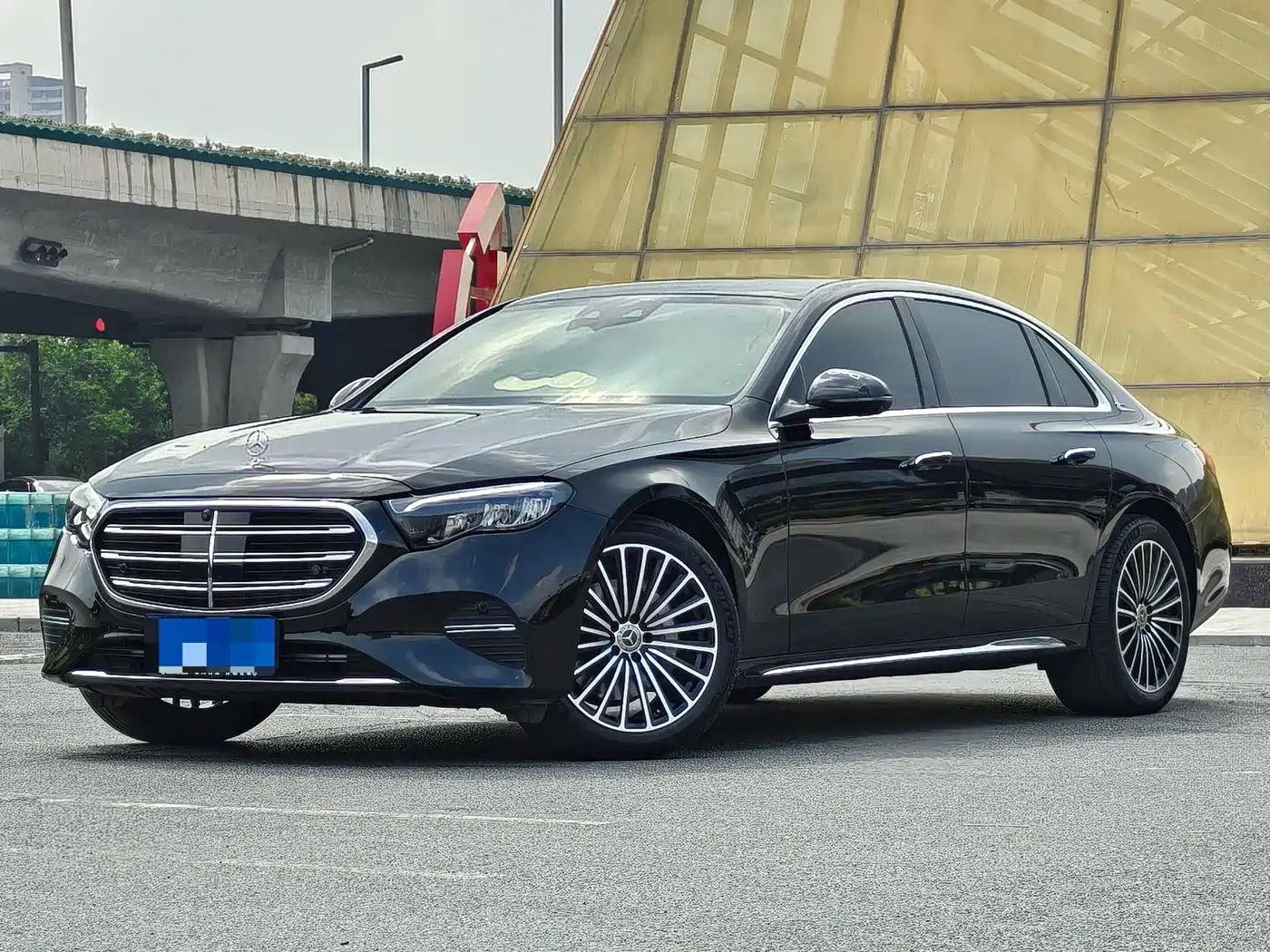 奔驰E级 2024款 E 300 L 时尚型 2024