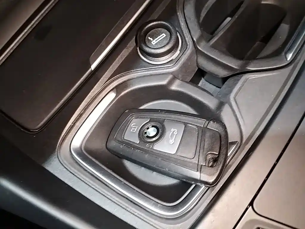 BMW 2 Series (Import) — миниатюра 9