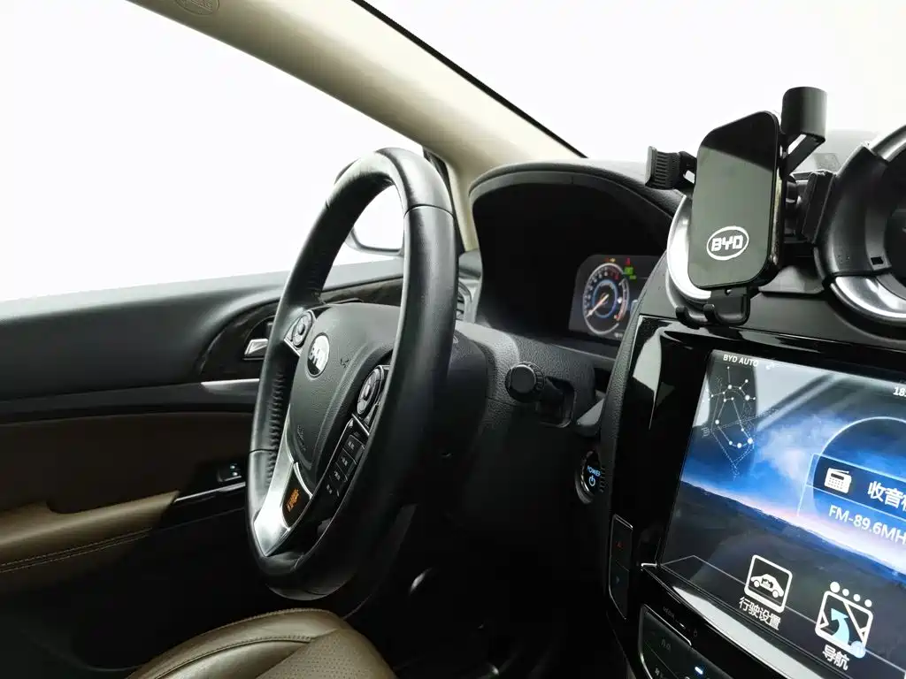 BYD Tang New Energy — миниатюра 22