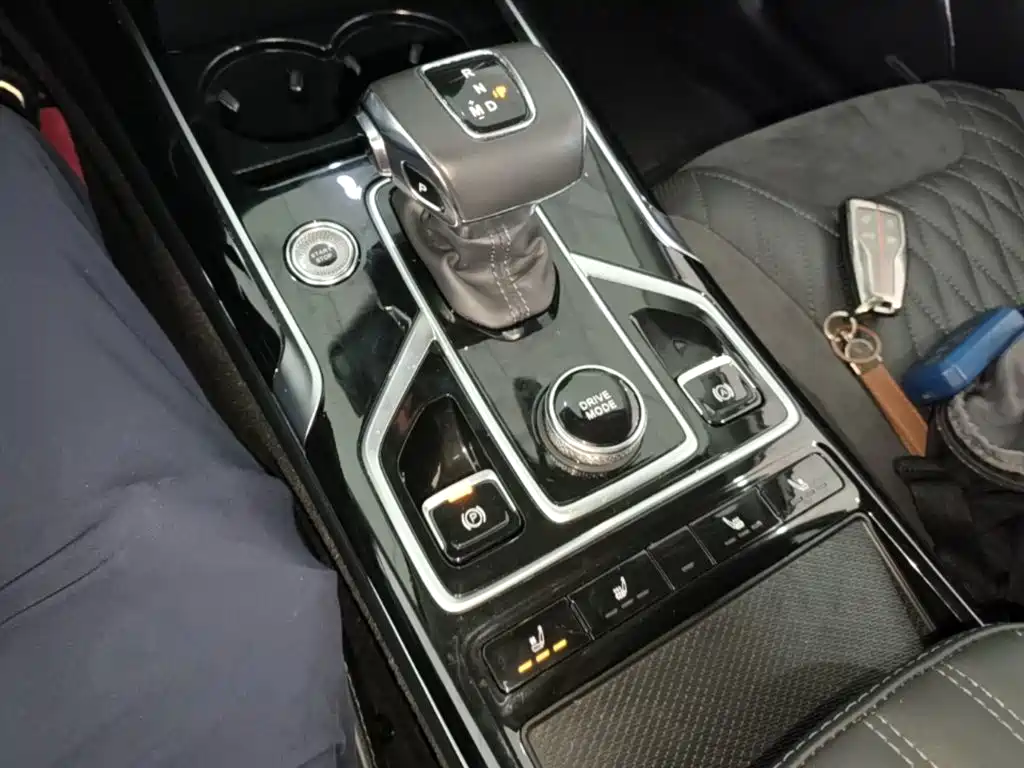 Hongqi Hongqi HS5 — миниатюра 14