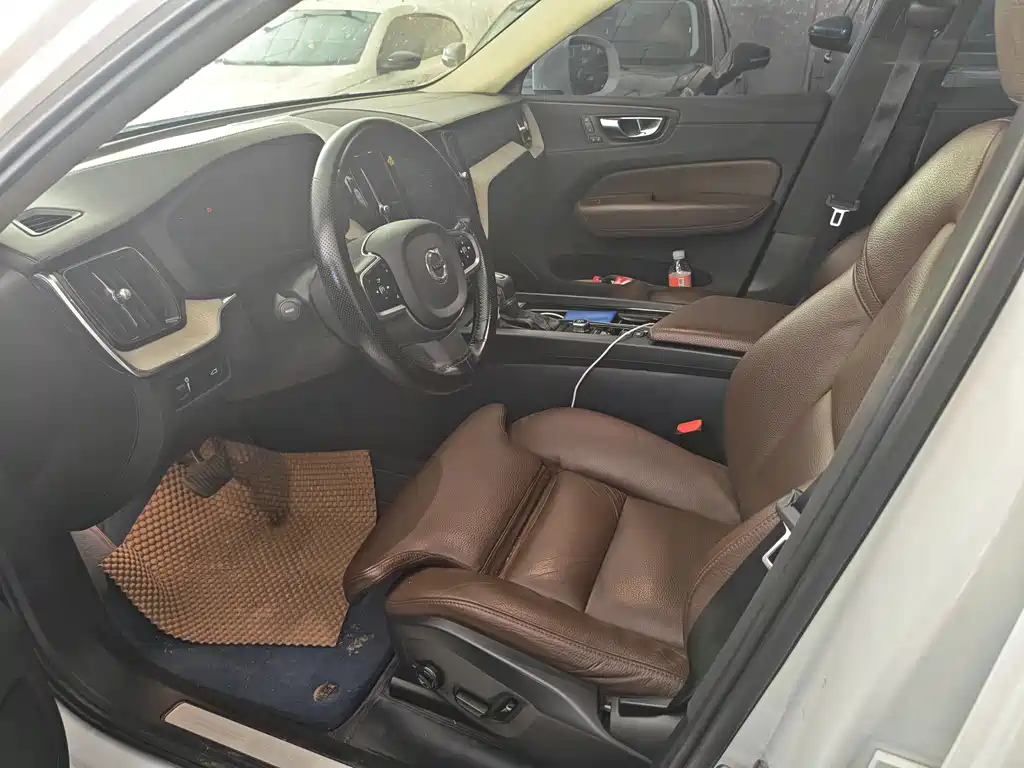 Volvo XC60 2020 T5 Luxury